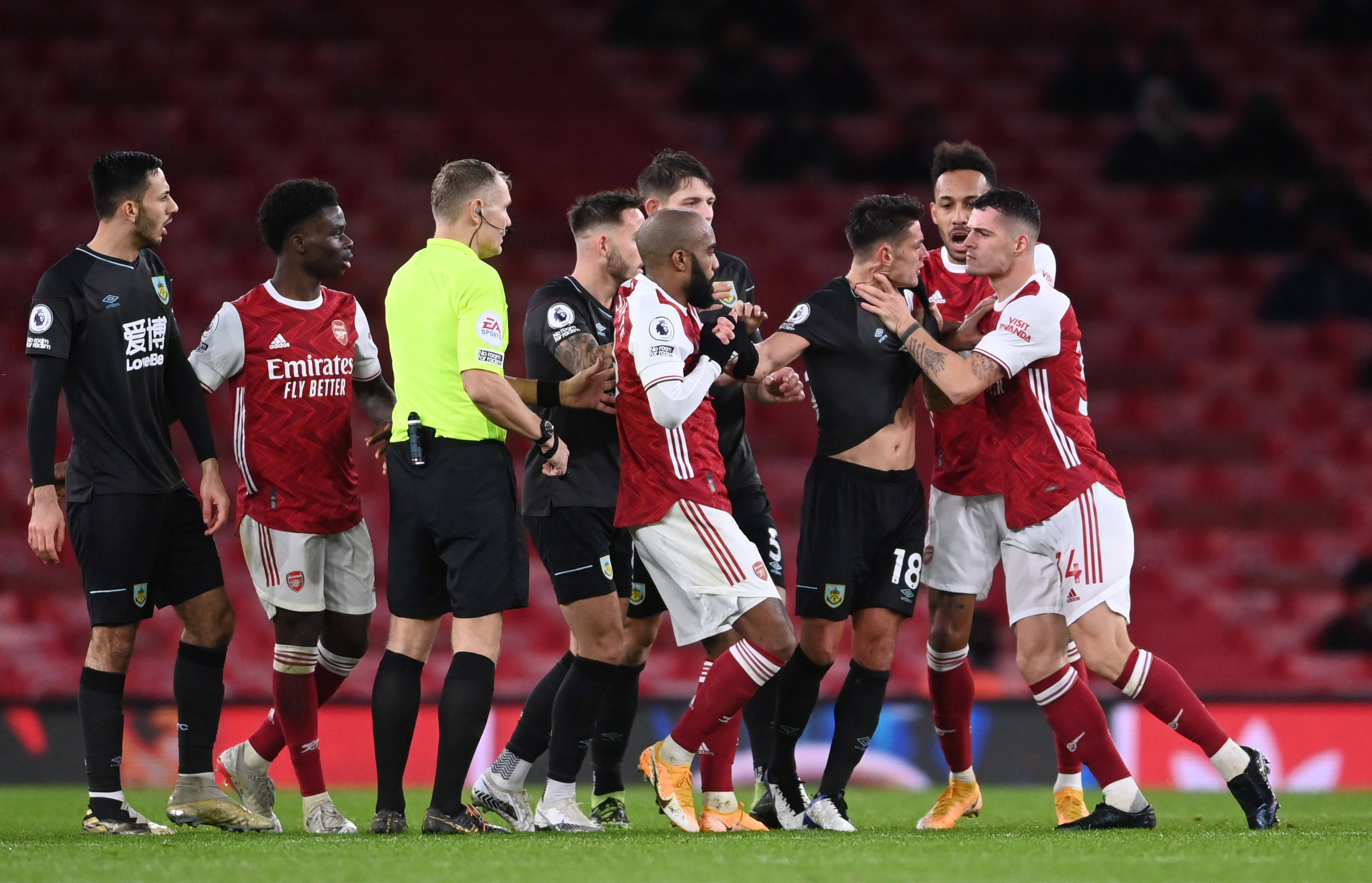 小猪谈磁卡 小猪谈磁卡